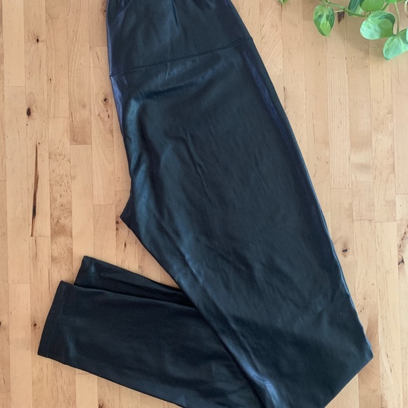 Wilfred Free vegan Leather Leggings - Picture 1 of 3
